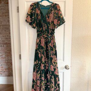 Elegant Emerald Green Velvet Dress – Baltic Born✨🌿🌸